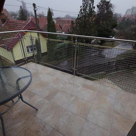 גיולה Fortuna Apartman מראה חיצוני תמונה